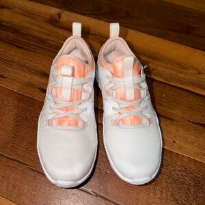 UNDER ARMOUR SLIP ON SNEAKERS FOR GIRLS